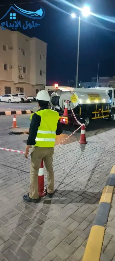 سيارات شفط مجاري